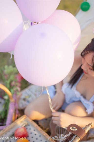 短袖遇上九分裤 夏季美感的最佳体现【开云平台】